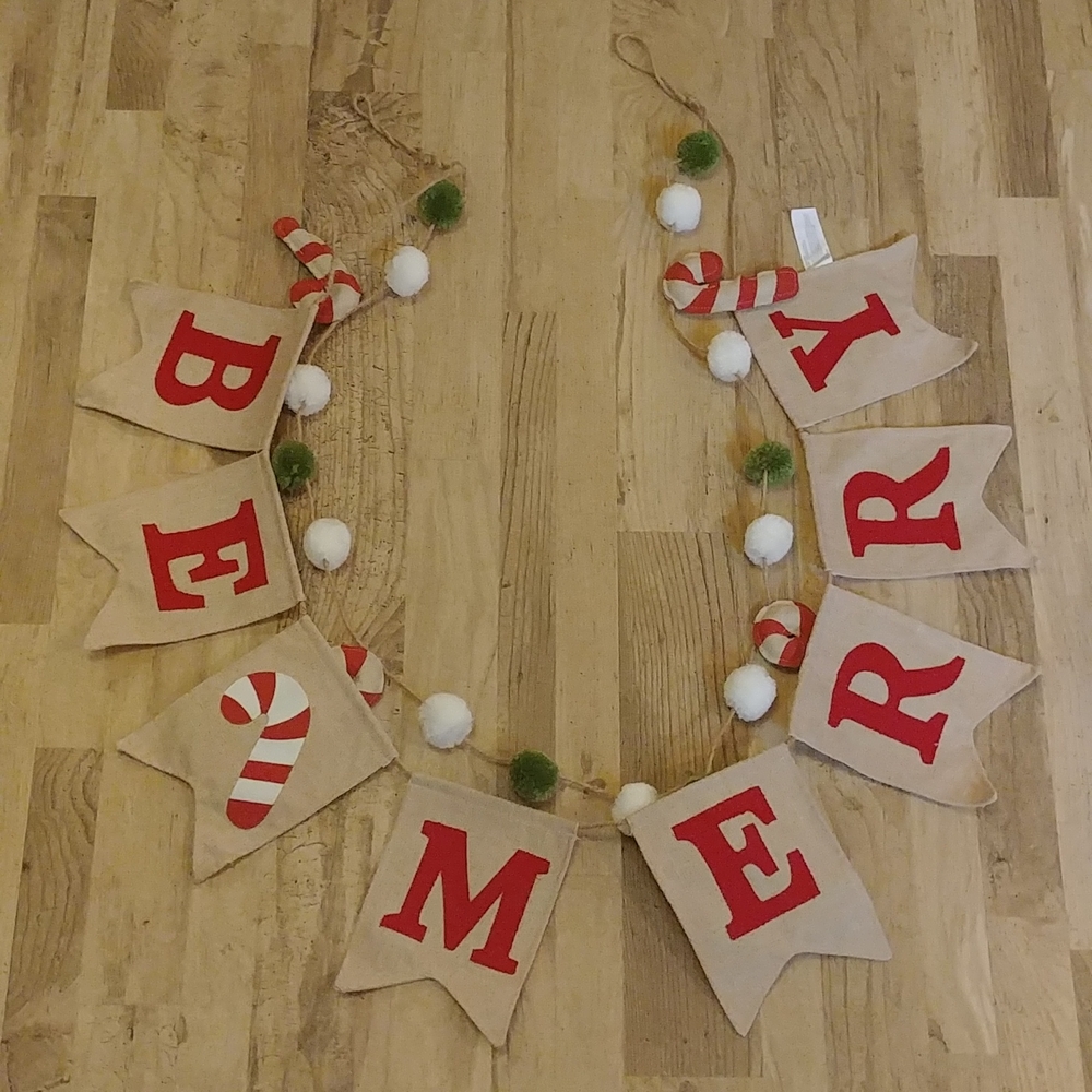 NEW Christmas Bunting Hanging Sign Be Merry Rustic Farmhouse Decor